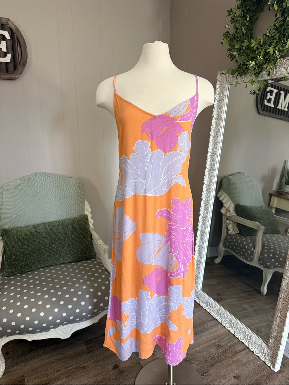 O’Neill • Floral Tie Back Midi Dress - Picture 6 of 13
